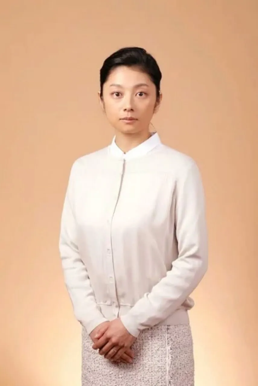 Live-Action Bishoku Tantei Akechi Goro Diperankan Eiko Koike