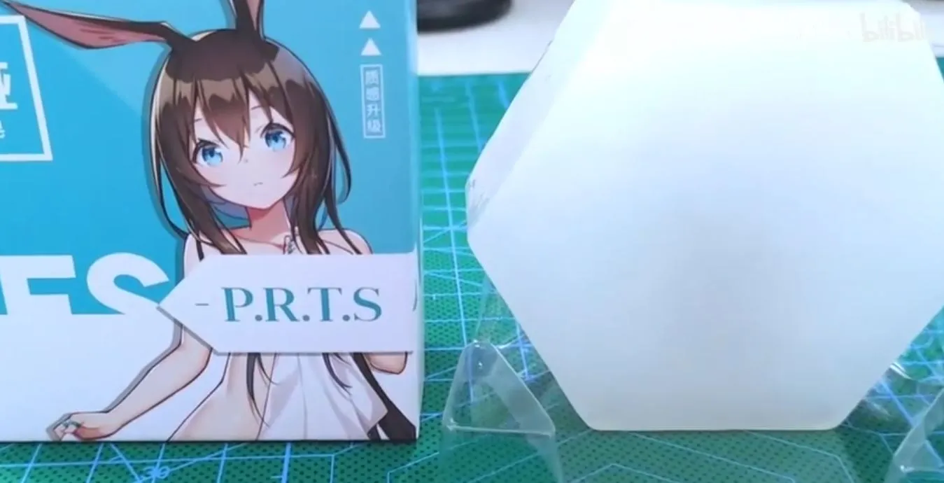 Sabun Mesum ArKnights Mendorong Otaku dan Wibu Yang Bau Bawang Untuk Mandi