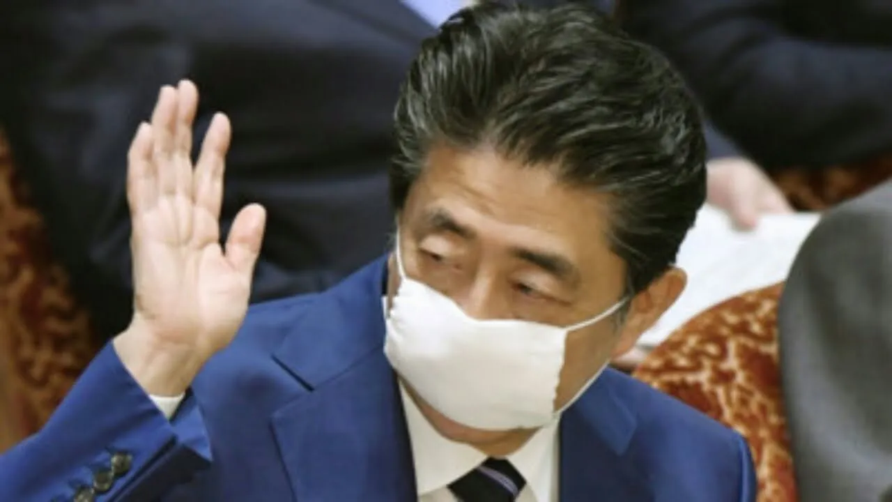 Perdana Menteri Abe Mendeklarasikan Keadaan Darurat di 7 Prefektur di Jepang