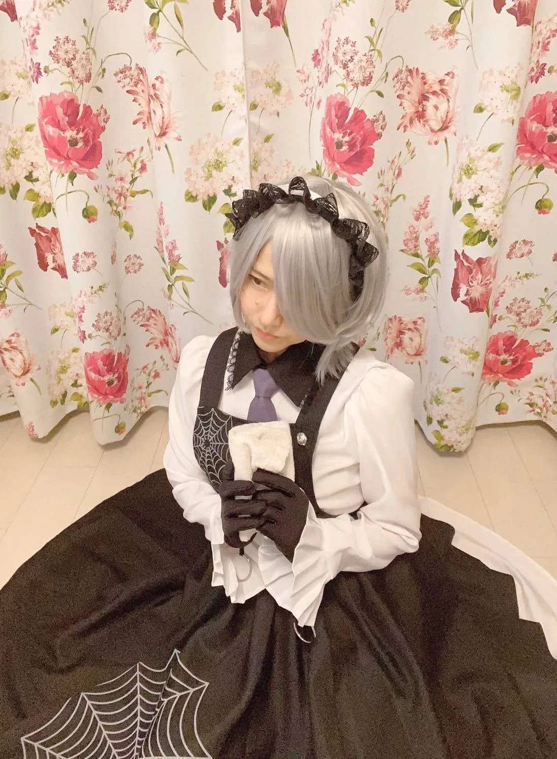 Setelah Bercosplay Maid, Seiyuu Berumur 55 Tahun Ini Tampak 40 Tahun Lebih Muda