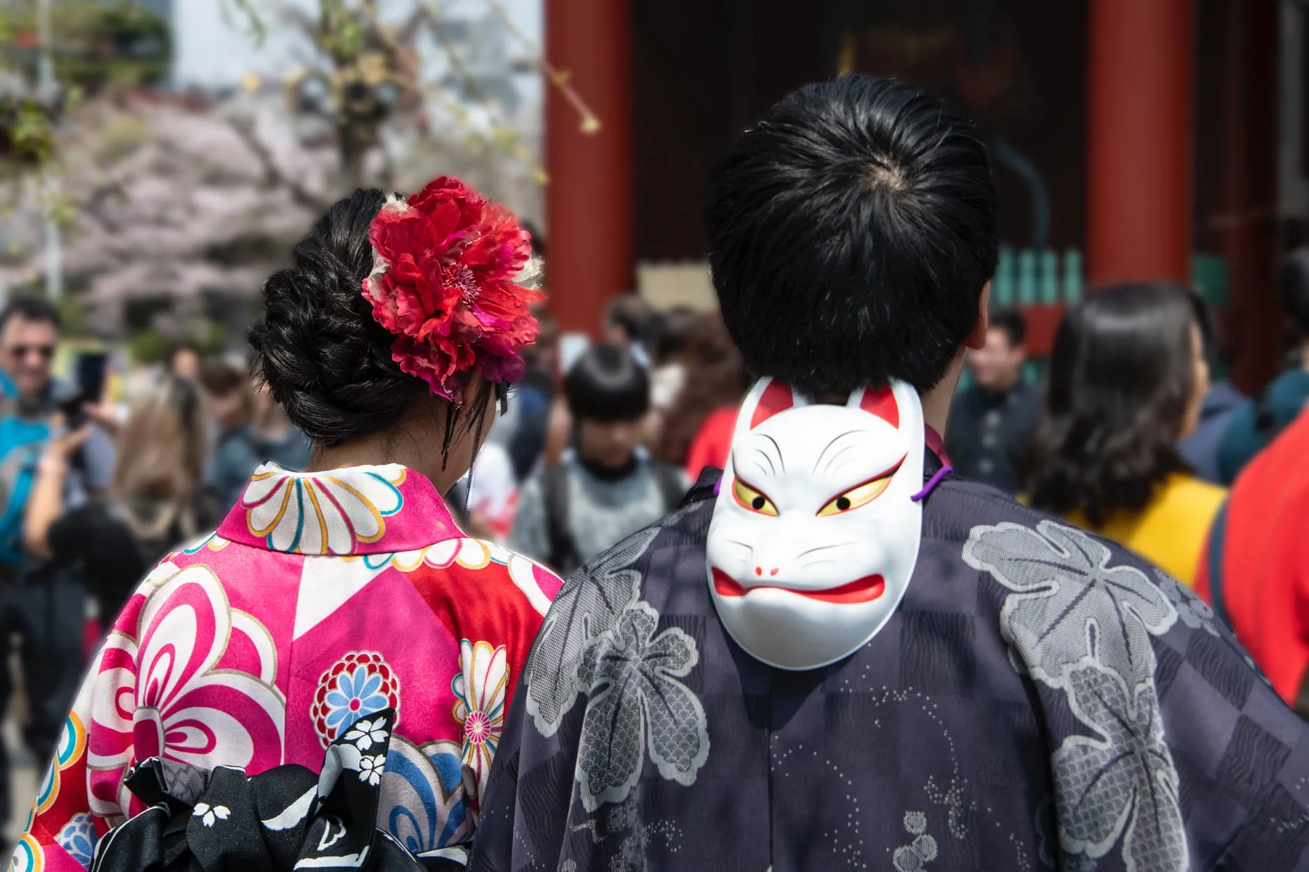 Lagi Mempelajari Keunikan Negeri Jepang? Ini 4 Podcast Yang Wajib Kamu Dengar!