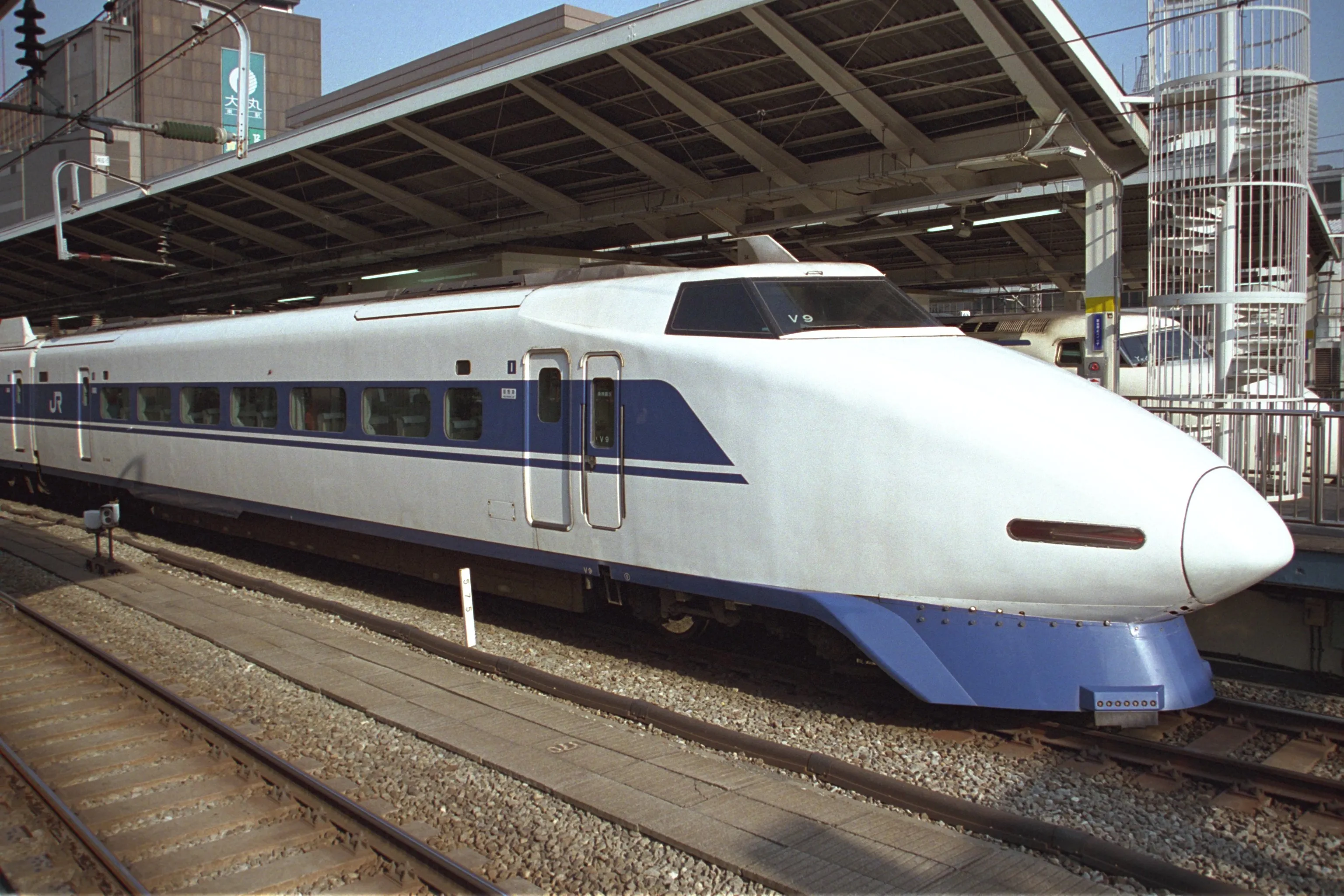 Pelayanan Kereta Shinkansen antara Tokyo dan Timur Laut Jepang yang Dilanda Gempa telah Kembali Dilanjutkan