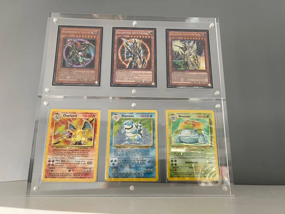 Seorang Pria Nekat Memanjat Gedung Setinggi 6 Lantai untuk Mencuri Kartu Pokemon dan Yu-Gi-Oh!