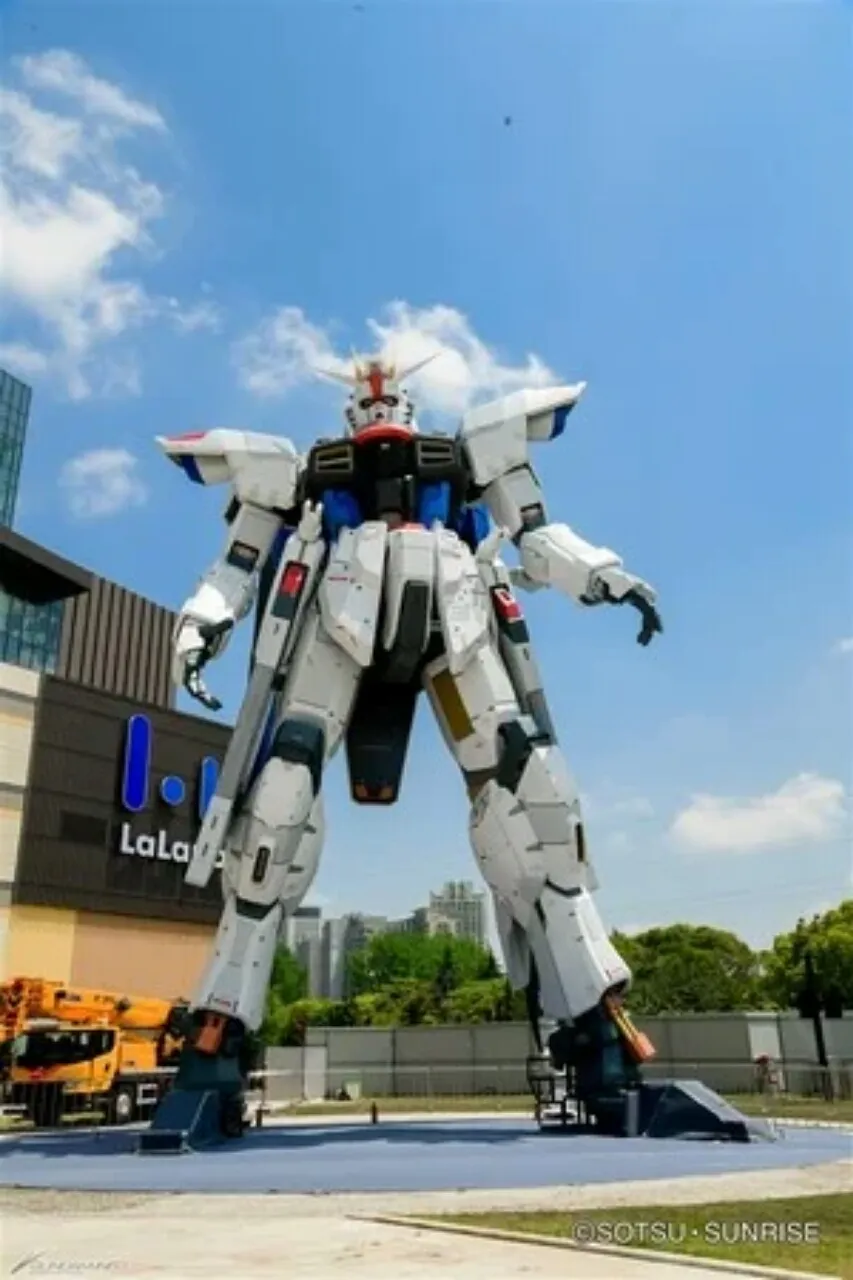 Sutradara Gundam SEED Membuat Video Anime untuk Patung Freedom Gundam Seukuran Asli