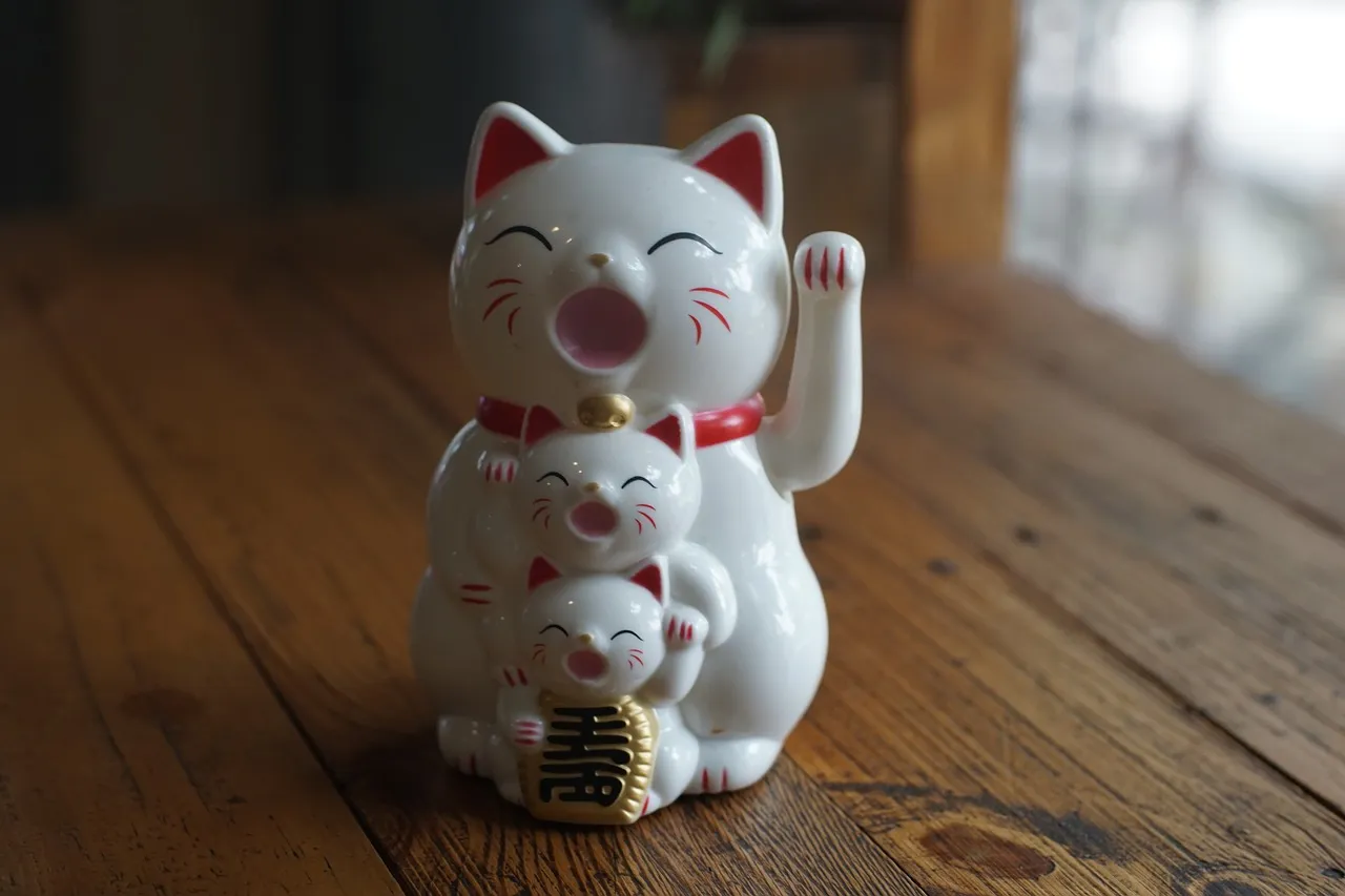 Maneki Neko, Kucing Pembawa Keberuntungan