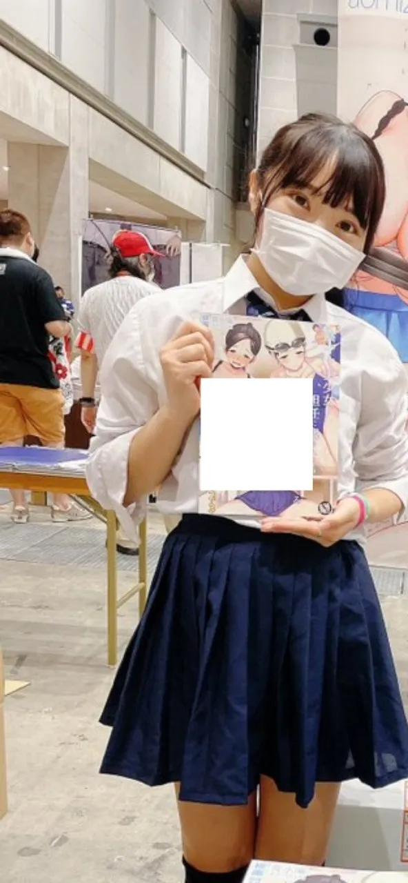 Seorang Kreator Manga Hentai Marah karena Pembajakan