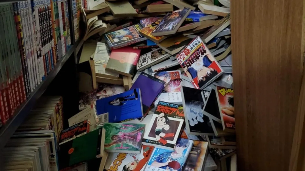 Koleksi Manga Hampir Menghancurkan Sebuah Rumah di Jepang