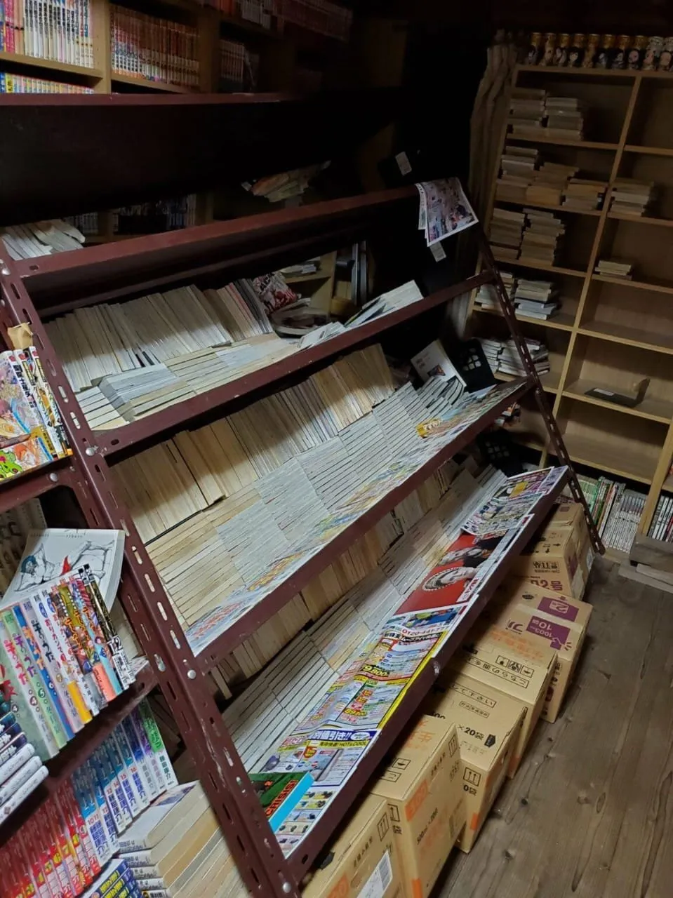 Koleksi Manga Hampir Menghancurkan Sebuah Rumah di Jepang