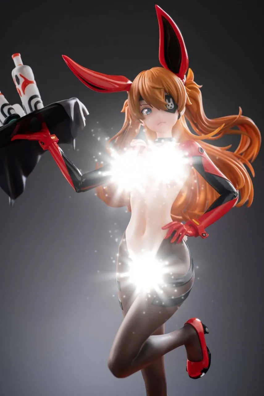 Asuka dari Evangelion Mendapatkan Figur Bunny Erotis