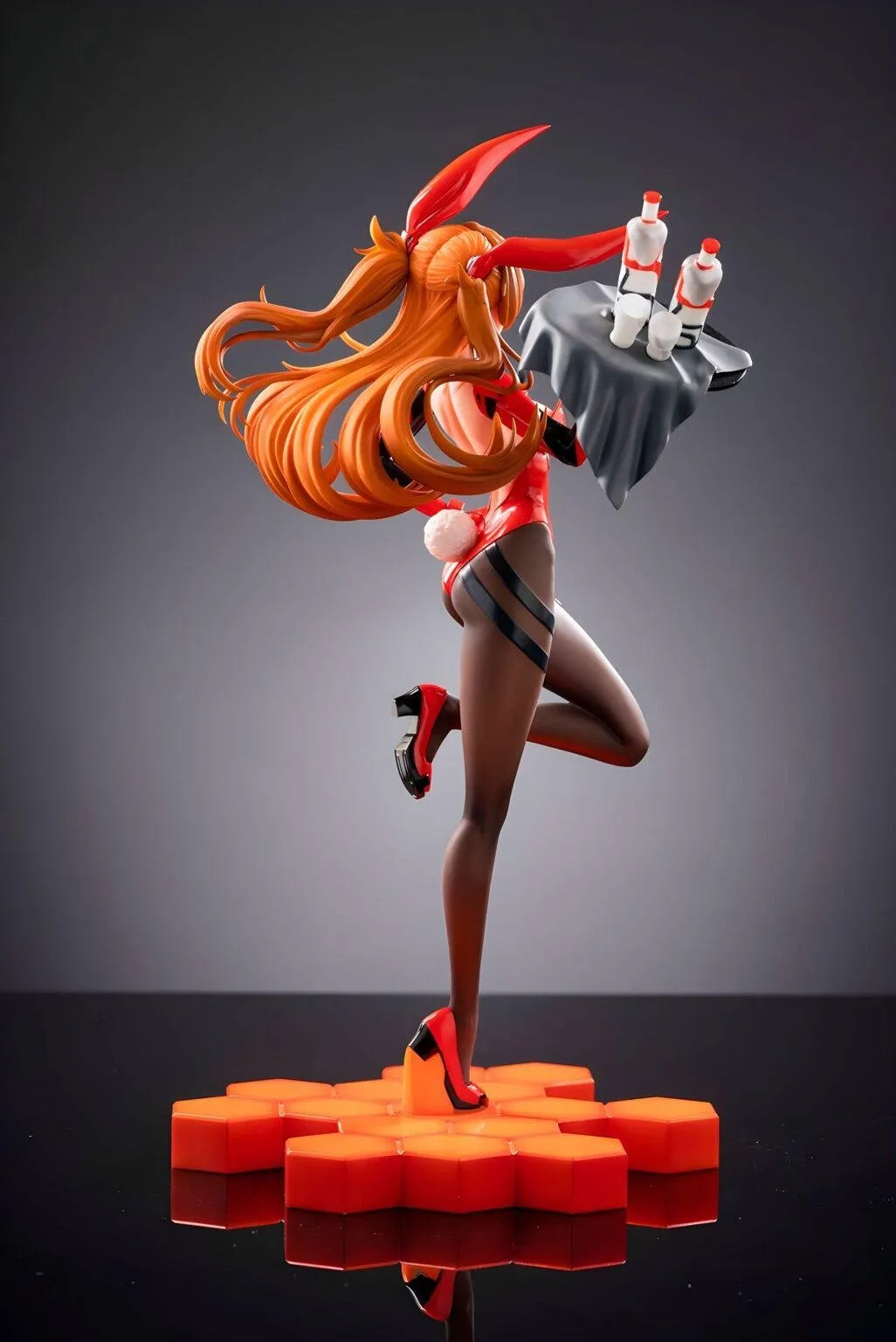 Asuka dari Evangelion Mendapatkan Figur Bunny Erotis