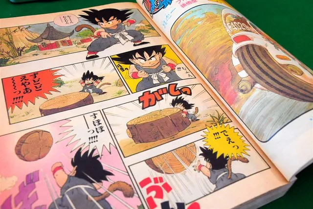 Pria Diciduk karena Menjual Salinan Palsu Edisi Majalah di mana Manga Dragon Ball Debut