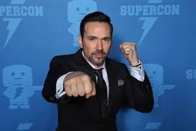 Aktor Power Rangers, Jason David Frank, Meninggal Dunia karena Bunuh Diri