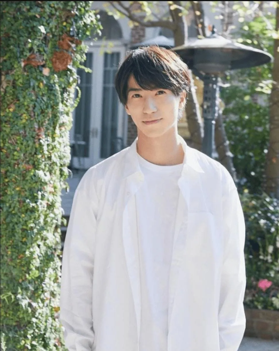 Seiyuu Miku Itō Tertangkap Basah Berhubungan dengan Seorang Pria dan Fans-nya Bereaksi
